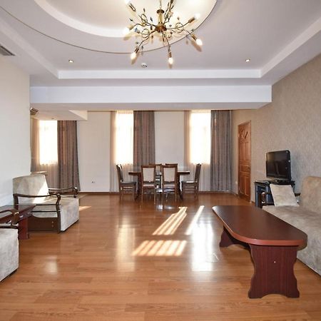 Abovyan Street 16, Apartment No 24 Yerevan Exterior foto