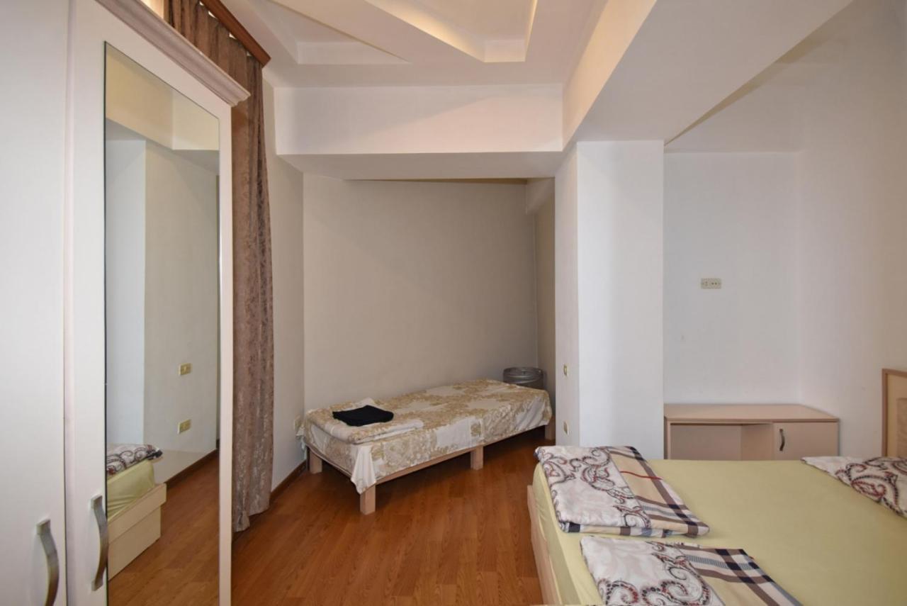 Abovyan Street 16, Apartment No 24 Yerevan Exterior foto