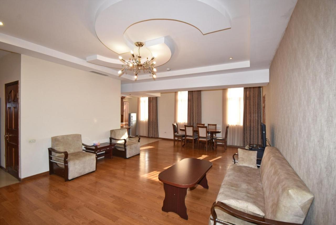 Abovyan Street 16, Apartment No 24 Yerevan Exterior foto