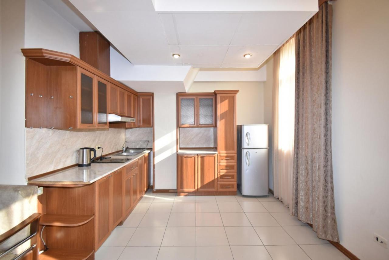Abovyan Street 16, Apartment No 24 Yerevan Exterior foto