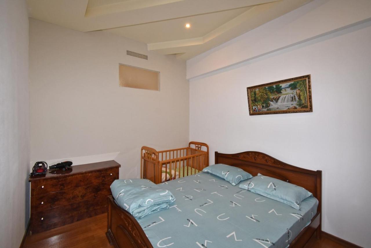 Abovyan Street 16, Apartment No 24 Yerevan Exterior foto